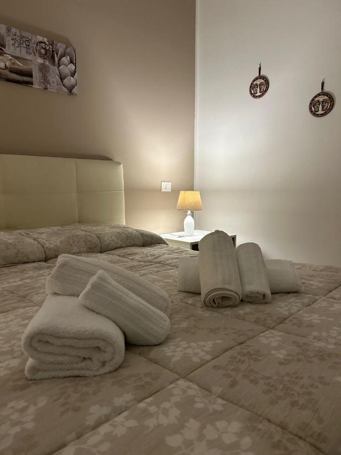 Lucia'S Rooms Syracuse ภายนอก รูปภาพ